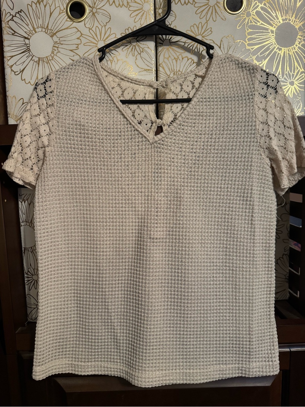 SHEIN Cream Textured V-Neck Top with Lace Short Sleeves